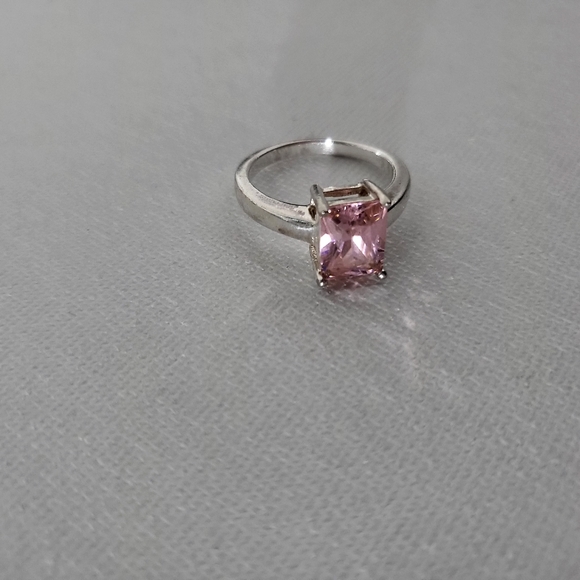 .925 Sterling Silver - Pink Zirconia Cubic Rectangle Ring - Picture 4 of 12